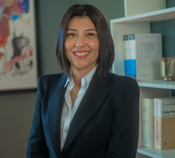 Eliana Mendes Martins - Luís Cyrne & Associados, Sociedade de Advogados